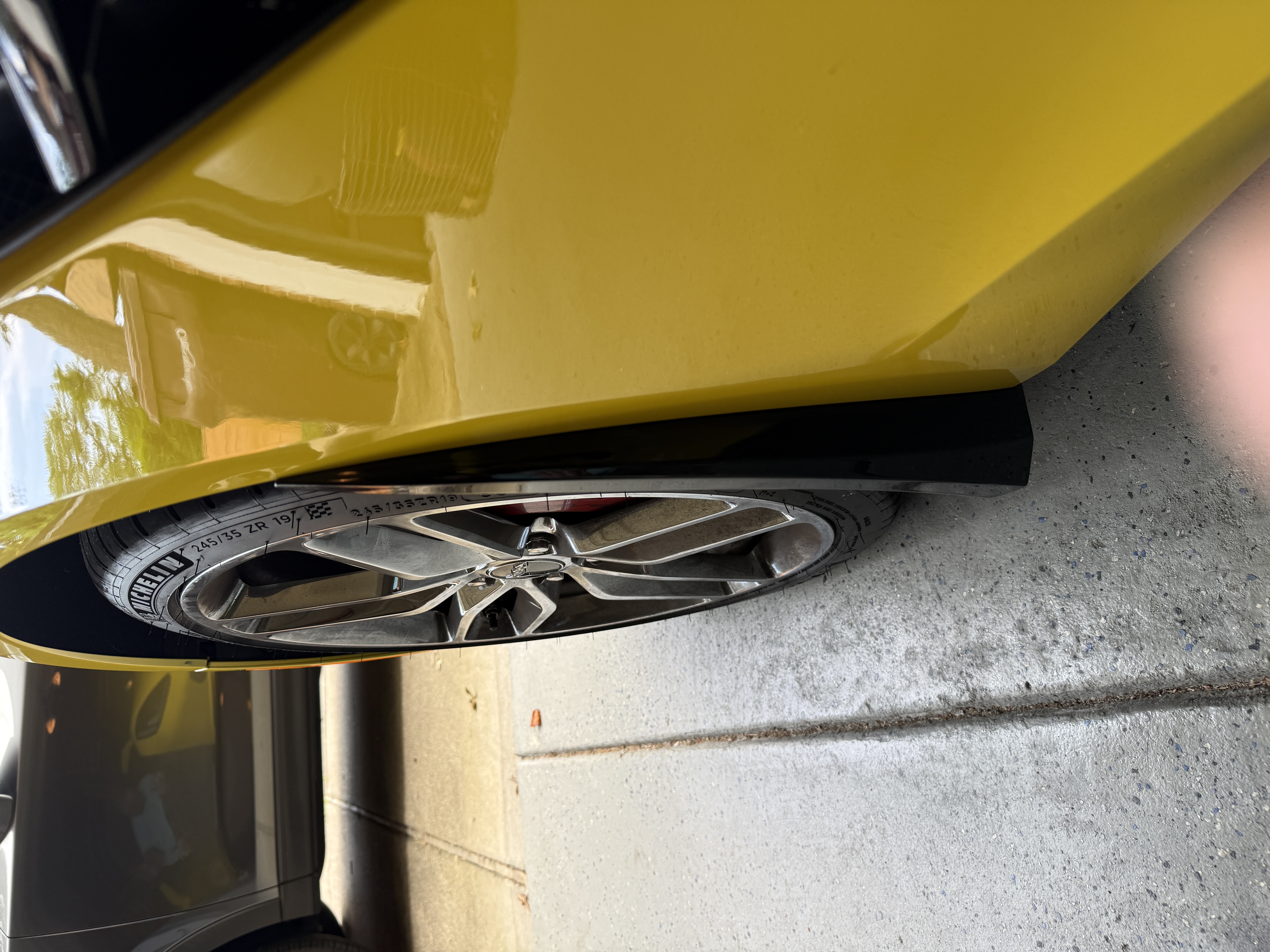 EOS Splash Guard